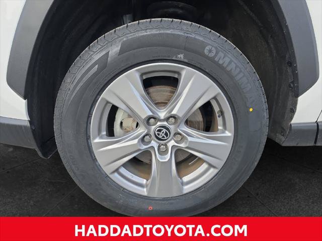 Certified 2024 Toyota RAV4 XLE w/ Convenience Package AWD/4WD image 16