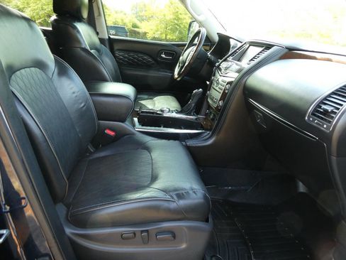 Used 2019 INFINITI QX80 Luxe w/ 22" Wheel Package image 6