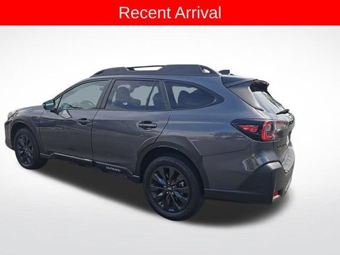 Used 2024 Subaru Outback Onyx Edition XT AWD/4WD image 2