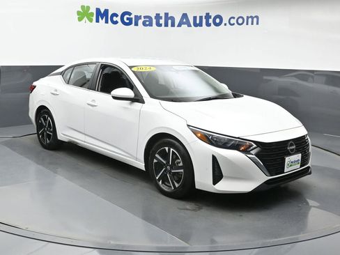 Used 2024 Nissan Sentra SV image 2