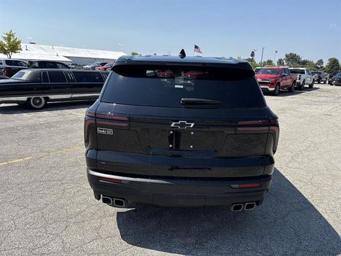 Certified 2024 Chevrolet Traverse LS w/ Midnight/Sport Edition FWD image 21