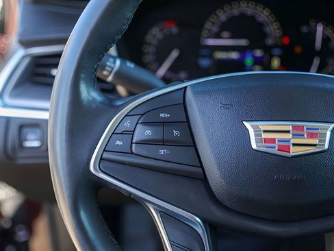 Used 2018 Cadillac XT5 Luxury image 14