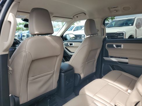 Certified 2024 Ford Explorer XLT w/ Equipment Group 202A image 19