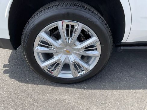 Used 2023 Chevrolet Tahoe High Country AWD/4WD image 8