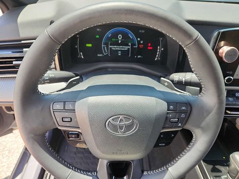 Used 2025 Toyota Camry SE w/ Convenience Package AWD/4WD image 19