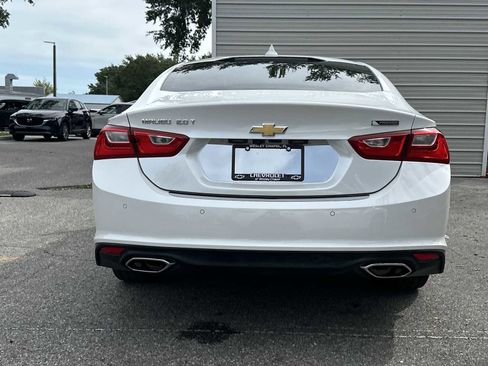 Certified 2017 Chevrolet Malibu Premier w/ Premier Sun and Wheel Package FWD image 13