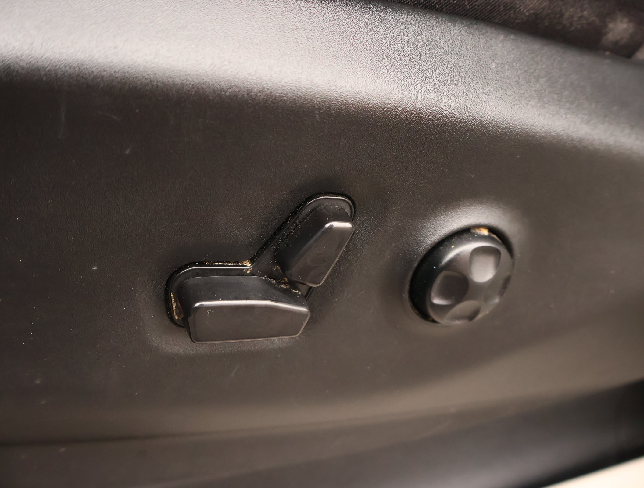 Used 2024 Chrysler Pacifica Touring-L FWD image 10