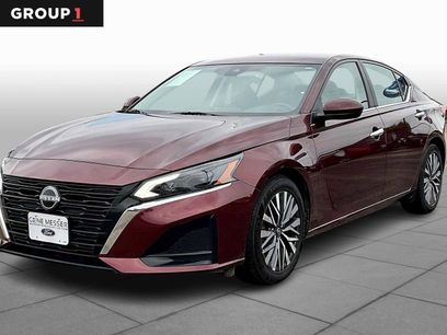 Used 2023 Nissan Altima 2.5 SV