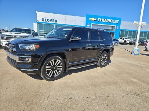 Used 2020 Toyota 4Runner Limited image 7