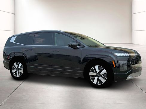 New 2026 Hyundai Ioniq 9 SEL image 10