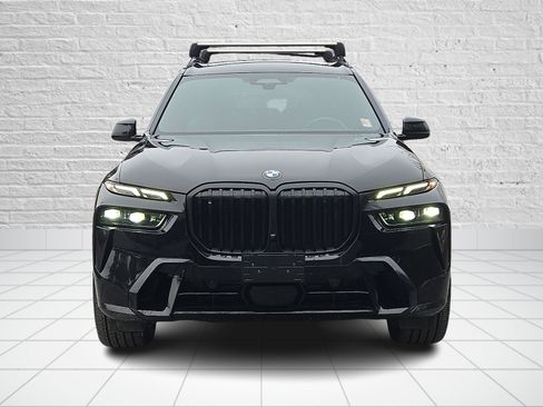 Certified 2023 BMW X7 xDrive40i w/ Executive Package image 2