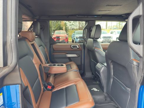 Used 2023 Ford Bronco Outer Banks image 17