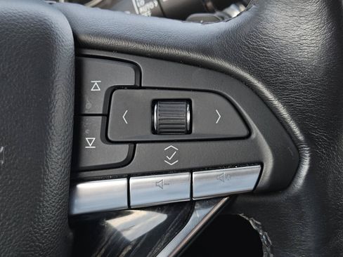 Used 2024 Cadillac XT6 Premium Luxury FWD image 21