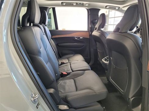 Certified 2025 Volvo XC90 B6 Ultra image 21