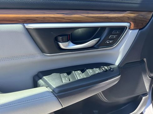 Used 2017 Honda CR-V EX-L image 27