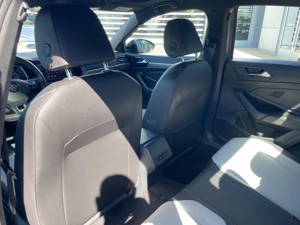 Used 2019 Volkswagen Jetta R-Line w/ R-Line Cold Weather Package FWD image 22