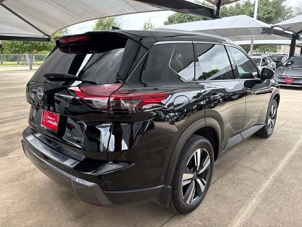 Certified 2025 Nissan Rogue SL AWD/4WD image 9