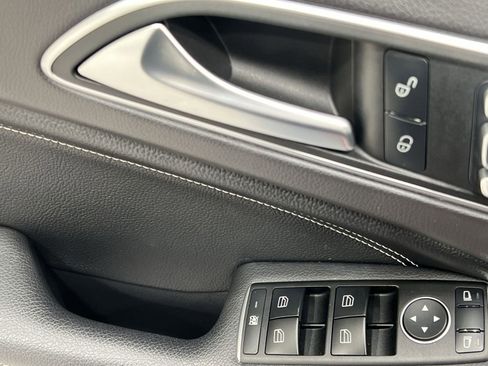 Used 2020 Mercedes-Benz GLA 250 image 13