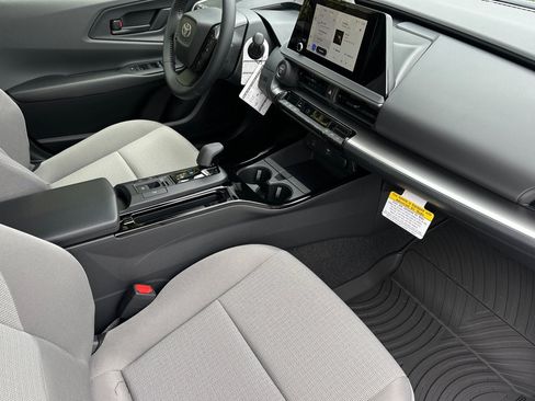 New 2026 Toyota Prius LE FWD image 16