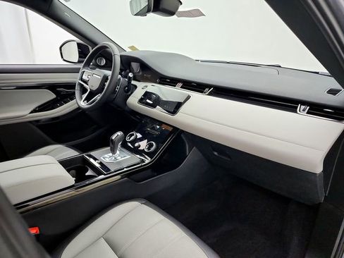 Certified 2023 Land Rover Range Rover Evoque R-Dynamic SE AWD/4WD image 17