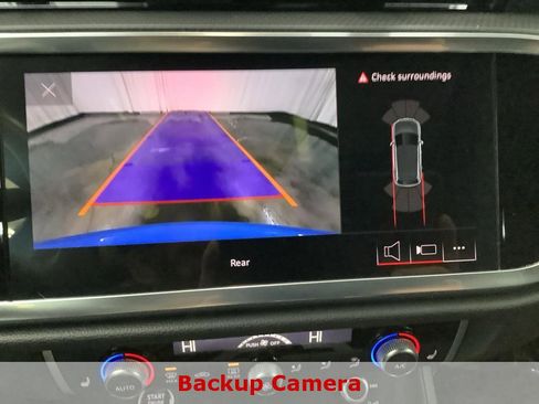 Used 2023 Audi Q3 2.0T Premium image 20