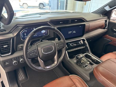Used 2024 GMC Sierra 1500 Denali Ultimate AWD/4WD image 19