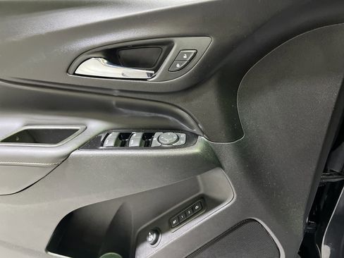 Certified 2022 Chevrolet Equinox Premier image 24