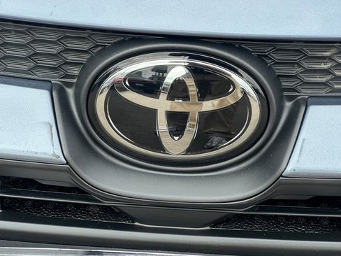 Used 2024 Toyota Corolla LE image 36