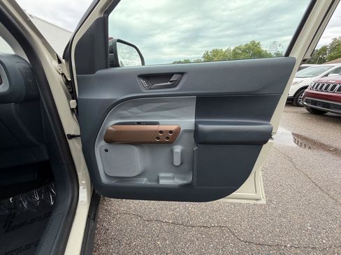 Used 2024 Ford Maverick Lariat FWD image 27