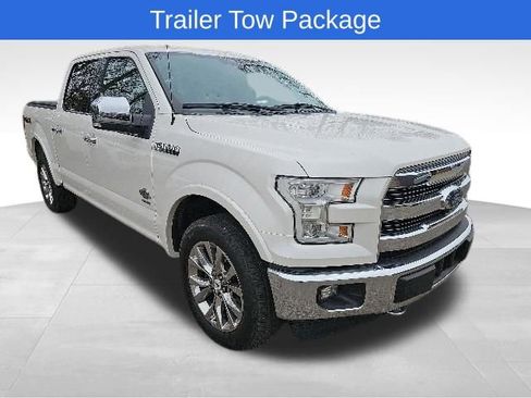 Used 2017 Ford F150 King Ranch w/ Equipment Group 601A Luxury AWD/4WD image 5