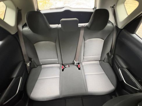 Used 2025 Kia Soul LX w/ LX Technology Package FWD image 36
