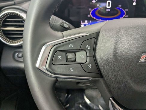 Used 2026 Chevrolet Trax ACTIV w/ Sunroof Package FWD image 16