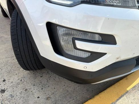 Used 2017 Ford Explorer XLT w/ Equipment Group 202A FWD image 44
