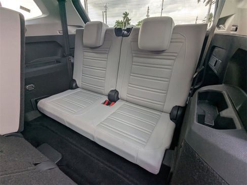 Used 2024 Volkswagen Tiguan S image 29