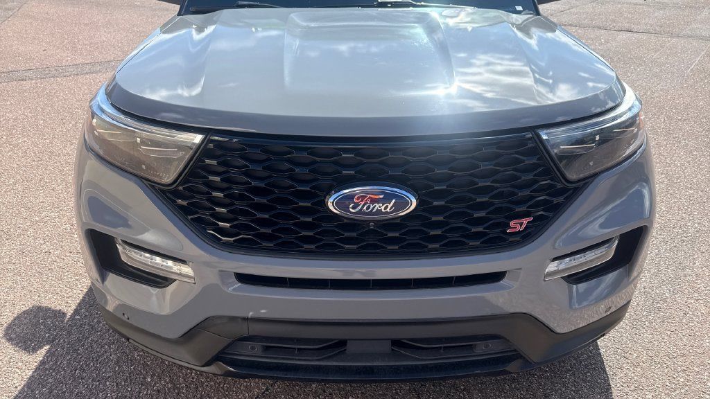 Used 2020 Ford Explorer ST w/ ST Street Pack AWD/4WD image 12