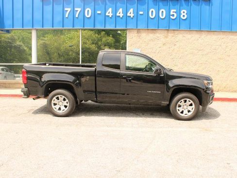 Used 2022 Chevrolet Colorado LT w/ Fleet Safety Package image 5