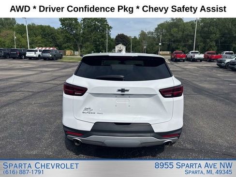 Used 2023 Chevrolet Blazer LT w/ Driver Confidence Package AWD/4WD image 4