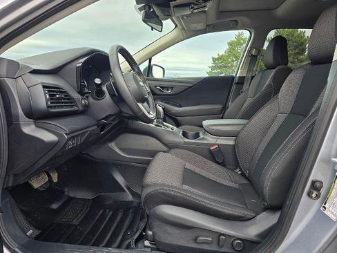 Used 2025 Subaru Outback Premium image 10