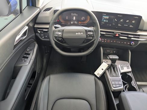 New 2026 Kia Sportage EX w/ EX Panorama Roof Package FWD image 15