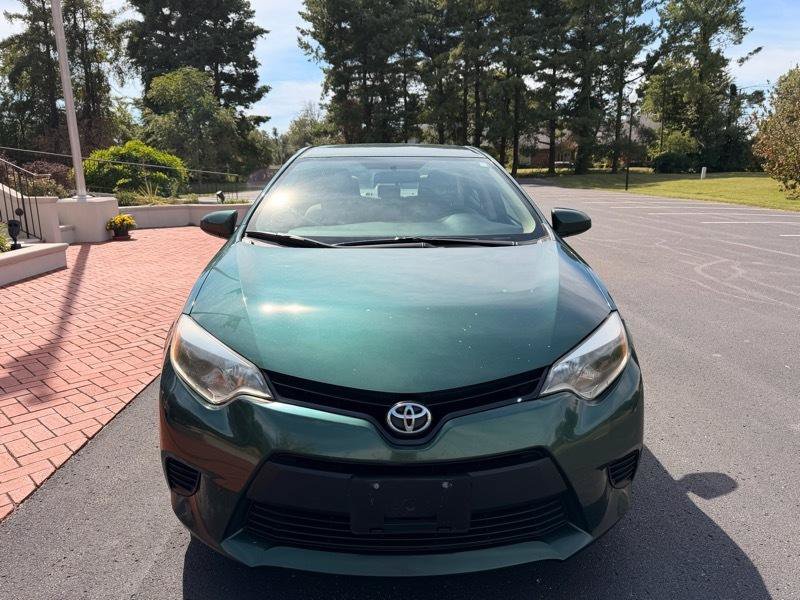 Used 2014 Toyota Corolla LE FWD image 3