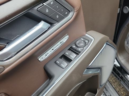 New 2026 GMC Sierra 1500 Denali AWD/4WD image 18