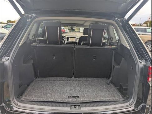 Used 2024 Volkswagen Atlas SEL Premium R-Line image 22