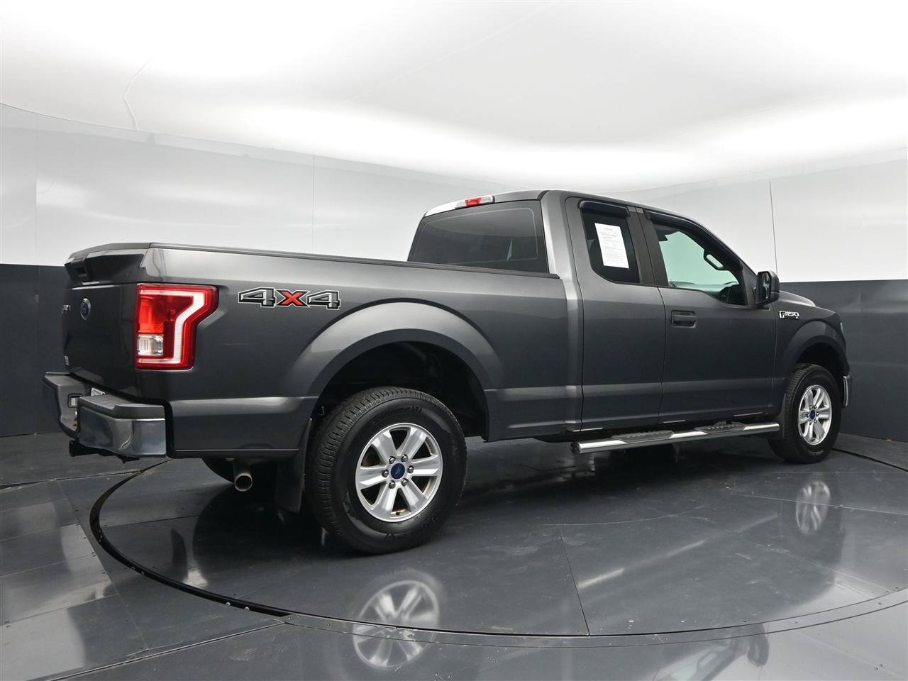 Used 2017 Ford F150 XL w/ Equipment Group 101A Mid AWD/4WD image 5