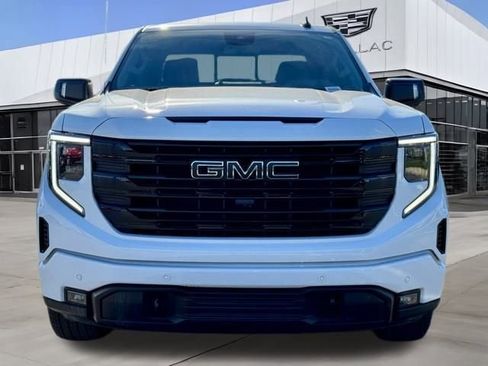 Used 2024 GMC Sierra 1500 Elevation w/ Elevation Premium Package image 4