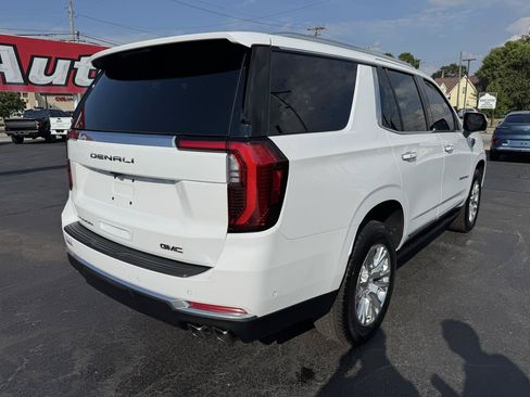 Used 2026 GMC Yukon Denali w/ Sun & Power Step Package AWD/4WD image 6
