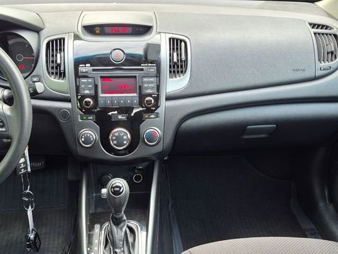 Used 2013 Kia Forte Koup EX FWD image 13