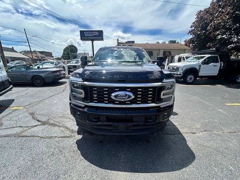 Used 2025 Ford F450 Platinum w/ Snow Plow Prep Package AWD/4WD image 2