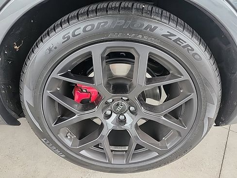 Used 2025 Audi SQ7 Prestige image 12