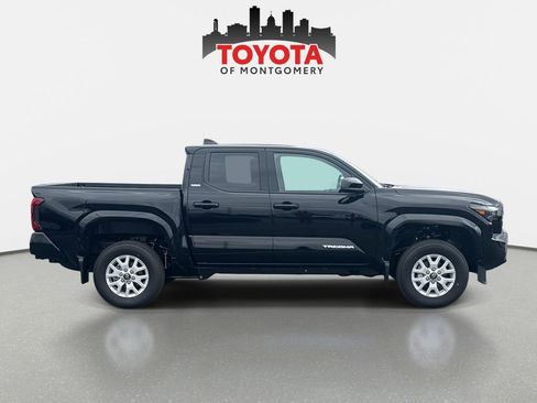 New 2026 Toyota Tacoma SR5 image 2