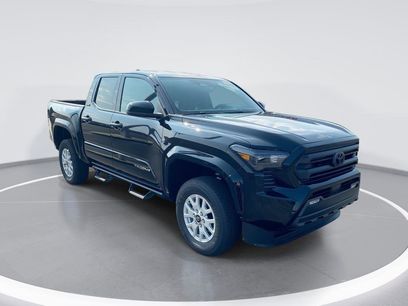 New 2025 Toyota Tacoma SR5